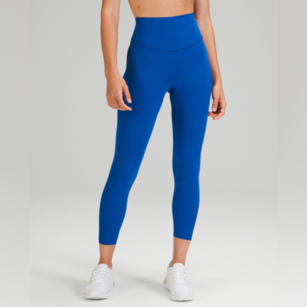LULULEMON Base Pace 25” Symphony Blue leggings size 18 in great condition
